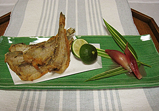 ハタハタ唐揚げ